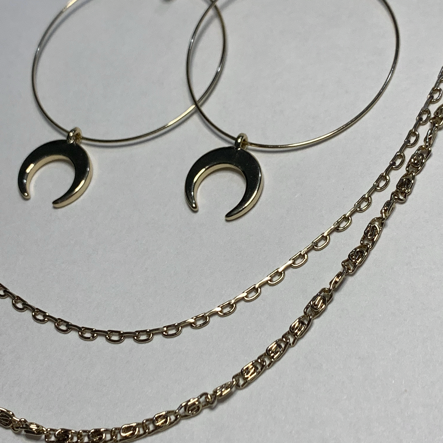 Demilluney Necklace Set