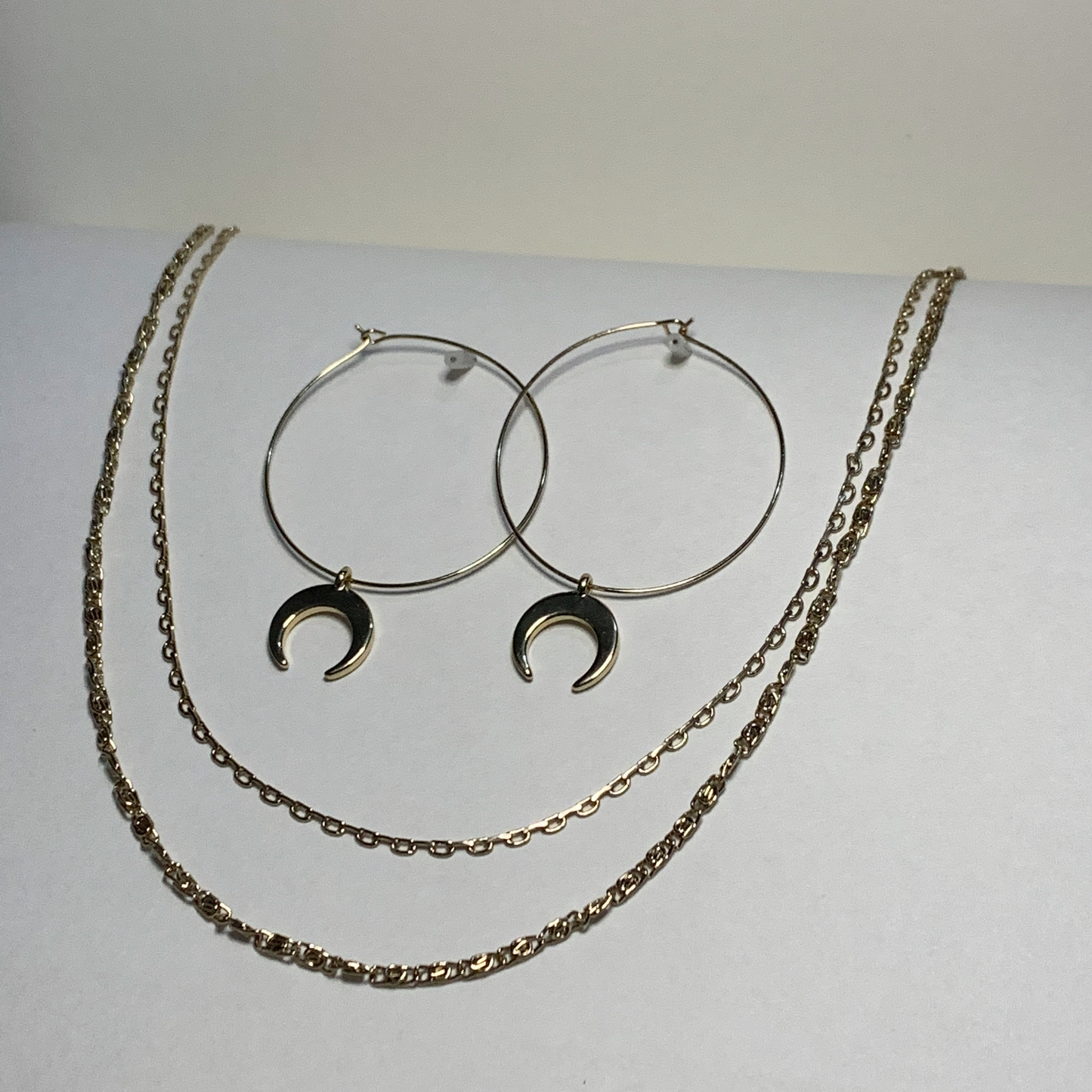 Demilluney Necklace Set